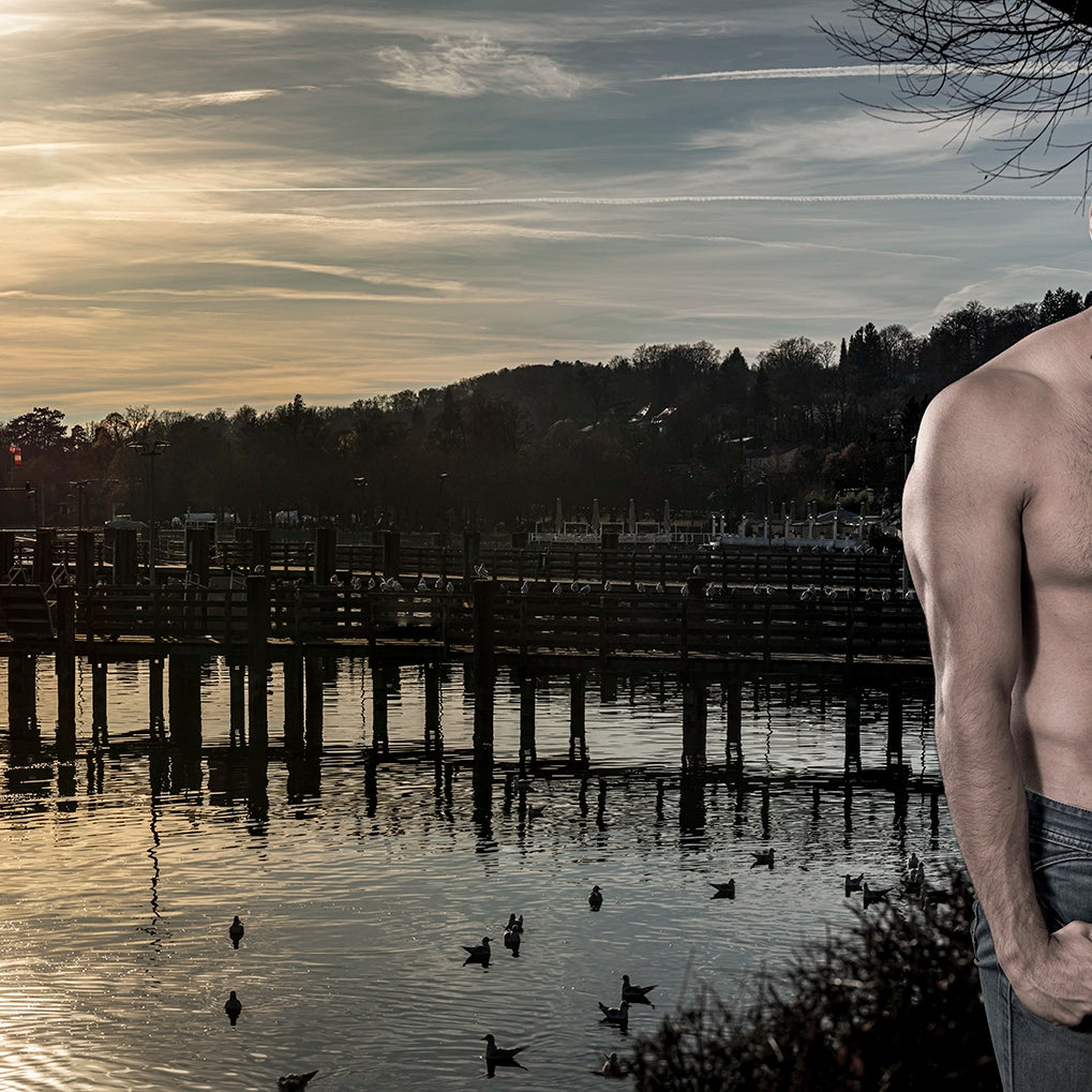 Model, man, strong, muscle, pier, lake_, unset