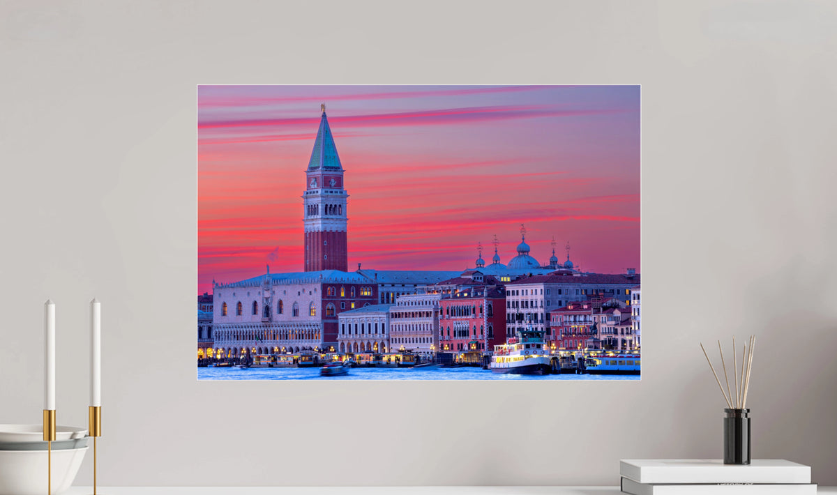 Venetian Twilight: Colours of Nature. Premium.